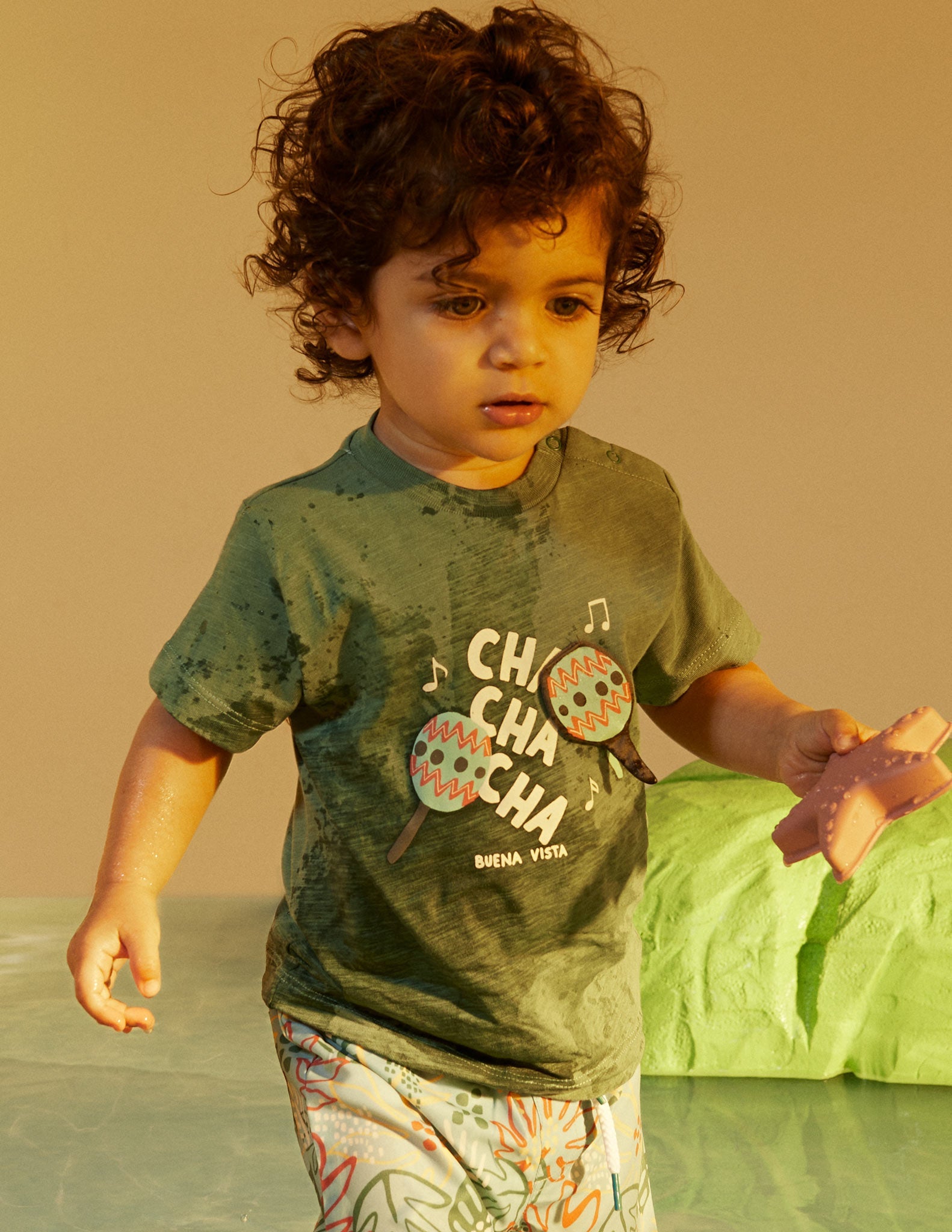 Cotton T-shirt for Baby Boys 'Maracas', Green