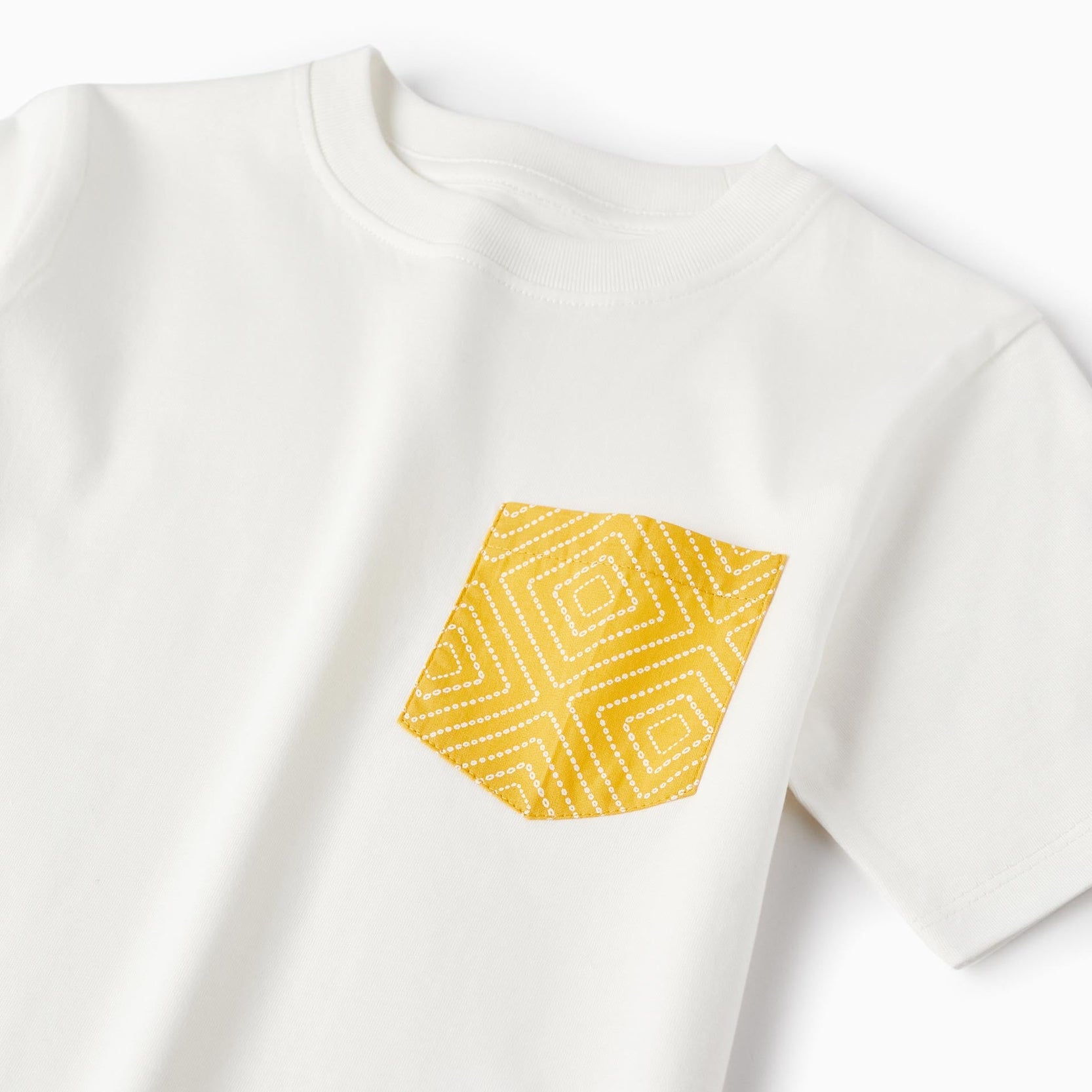 Short Sleeve T-Shirt with Pocket for Boys, White/Yellow